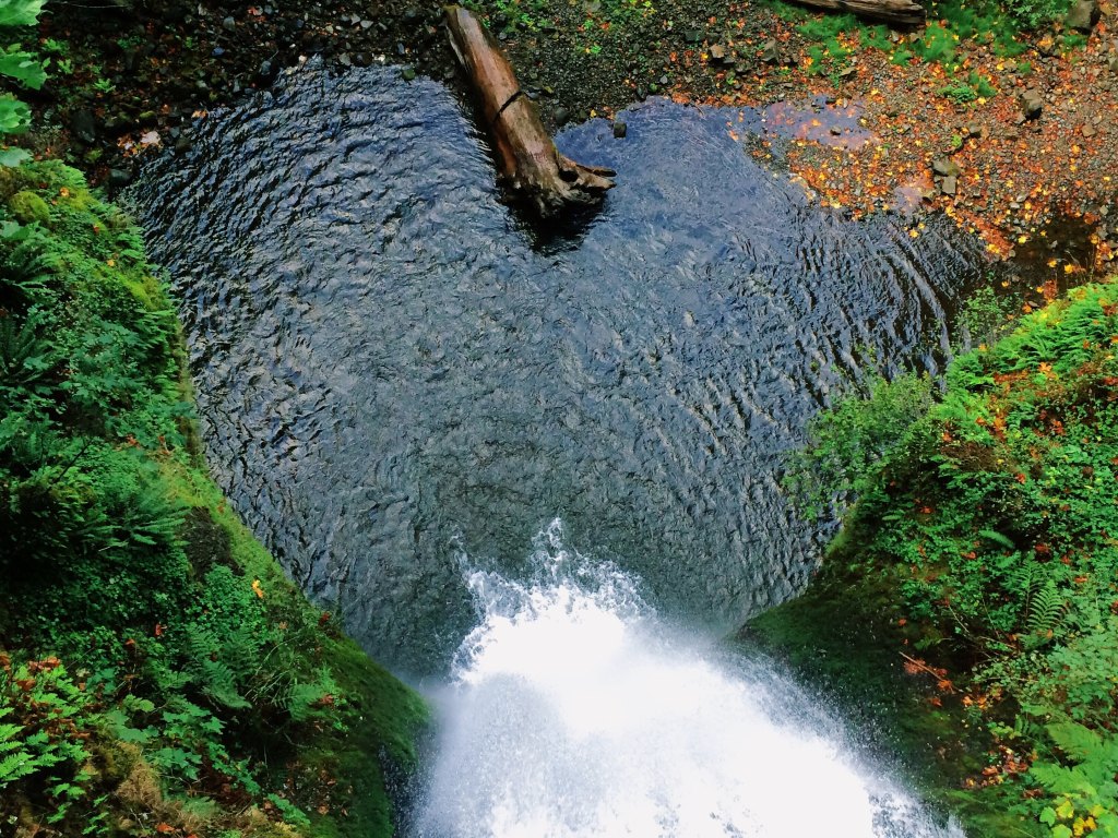 Heart, water, waterfall